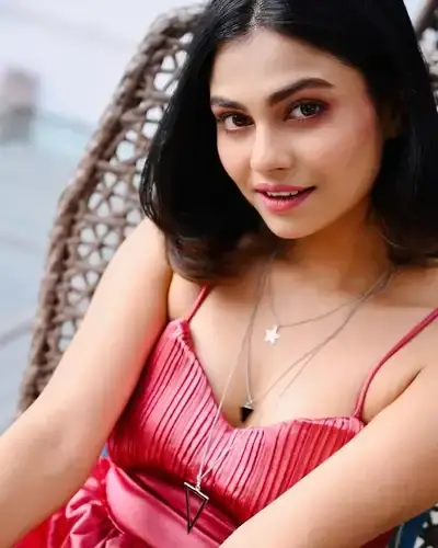 Escort Service Lachung